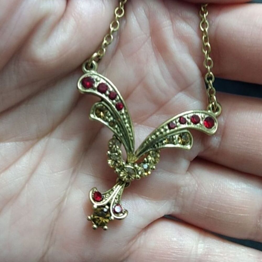 Marvella by Monet gold tone necklace with rhinestones 18"